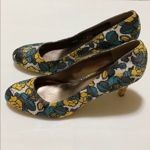 Nine West Jenniferr Teal and Yellow Floral Heel